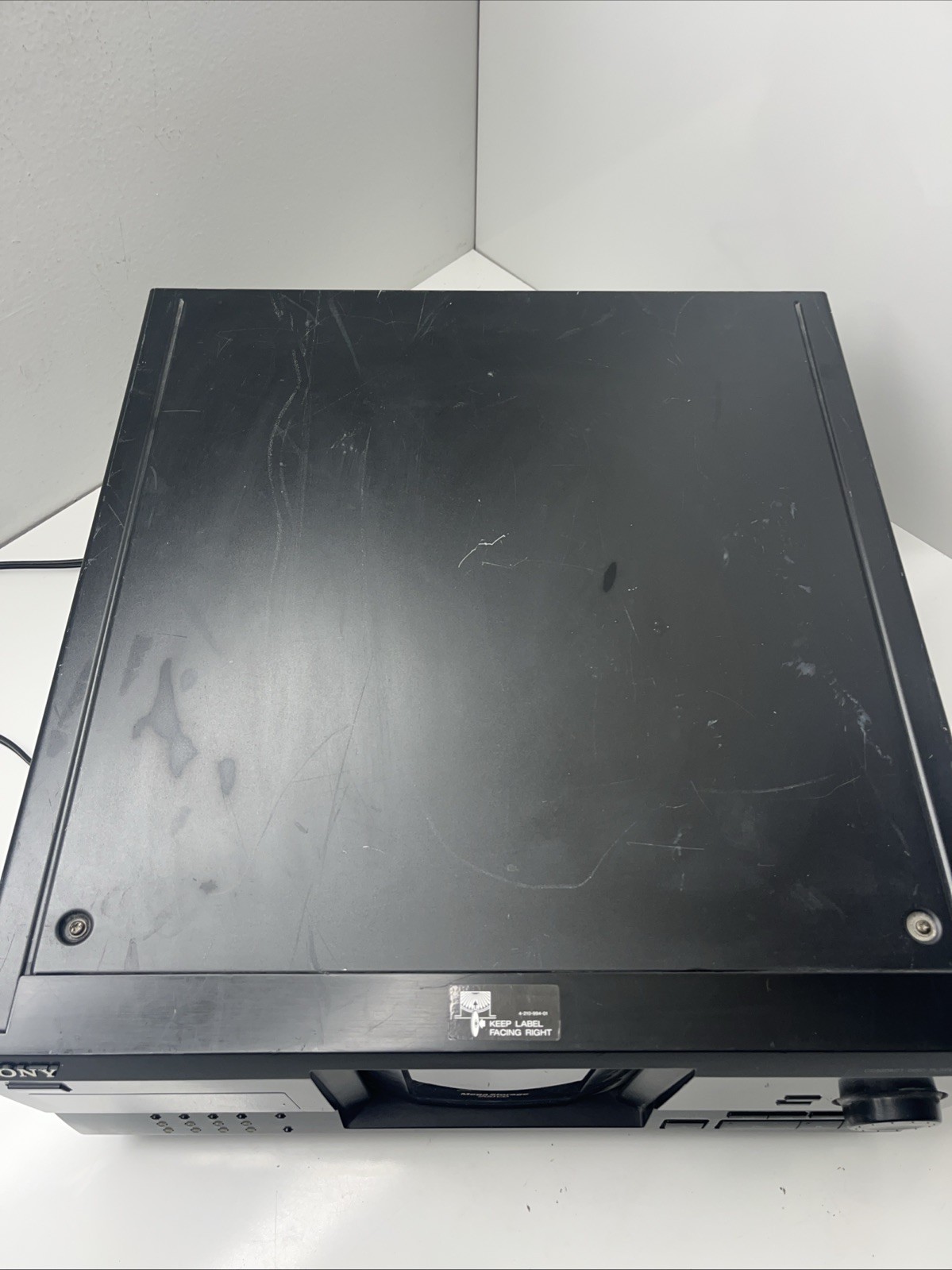 Sony 200 CD Compact Disc Multi Player Carousel Changer CDP-CX220 No Remote Works