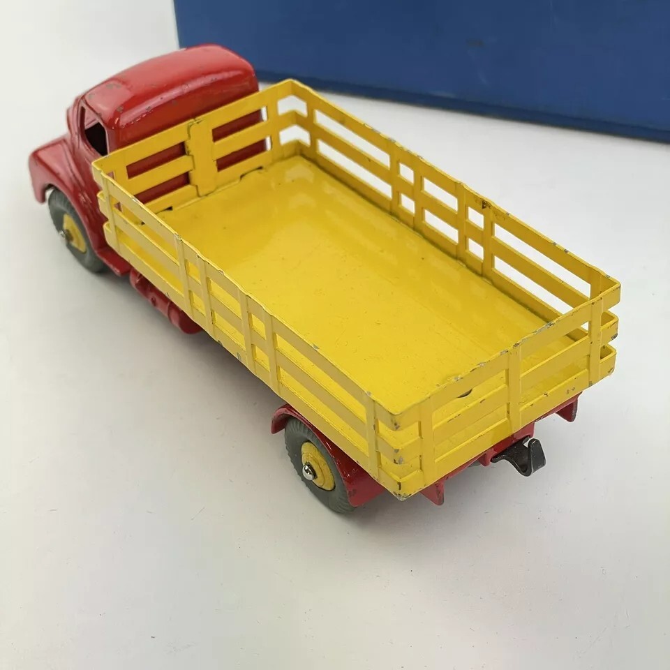 激レア美品　DINKY SUPERTOYS LEYLANDトラック　ミニカー Dinky 531, Leyland Comet Lorry - Free Price Guide & Review