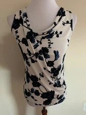 Ivanka Trump Sleeveless Floral Blouse White Blue Size XS