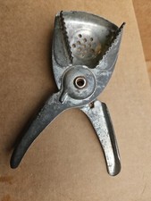 Vintage Vaughn, Chicago LIME / LEMON SQUEEZER, Bar or Kitchen Use, U.S.A.
