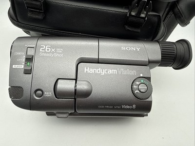 Sony Handycam Vision CCD-TRV22 NTSC Video 8 8mm 26x Digital Zoom