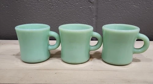 Jadeite Restaurant Ware Heavy C Handle Mugs (3)