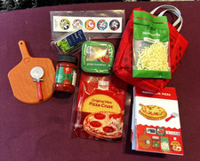 Miniverse Make It Mini Food Target Food Favorites Margherita Pizza Miniature Kit
