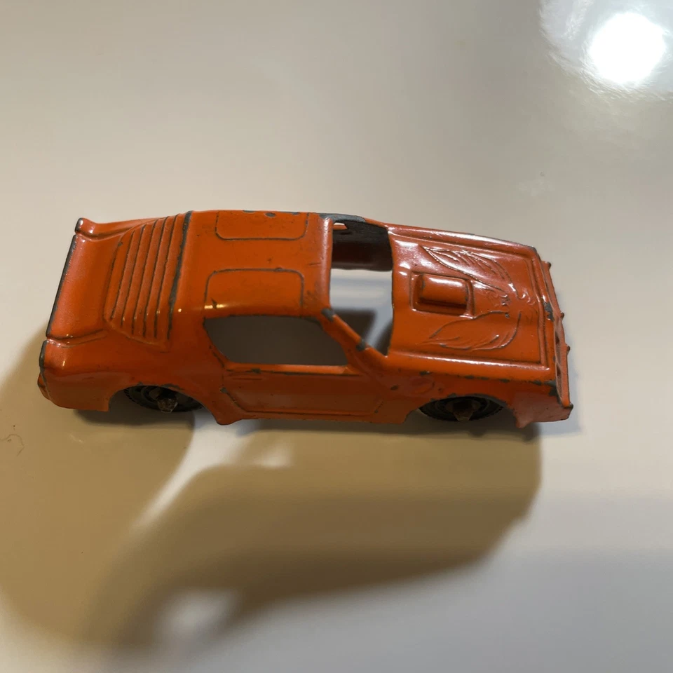 Coche diecast de juguete Tootsie vintage naranja Pontiac Firebird EE. UU. carrocería Str8 rodillo GD Foto 4 de 4