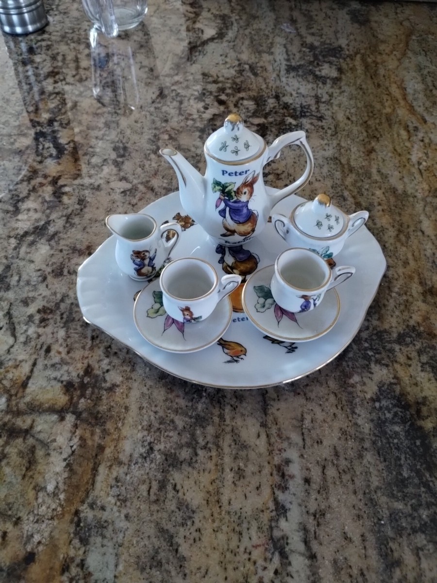 （新品）Mini Porzellan Set ピーターラビット ティーセット陶器 Peter Rabbit 7 Piece Miniature Tea Set Frederick Warne & Co. 2002