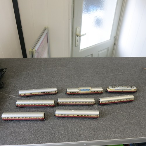 Arnold  rapido  N Spur  0236 DB E03004  E - Lok Defekt & 7x trix Personenwagen | Zustand: Als Ersatzteil / defekt