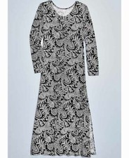 Long-Sleeved Maxi Dresses box 10