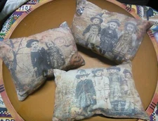 Primitive/Vintage/Halloween Grunge Kids Cupboard Tucks/Shelf Sitter/Bowl Filler