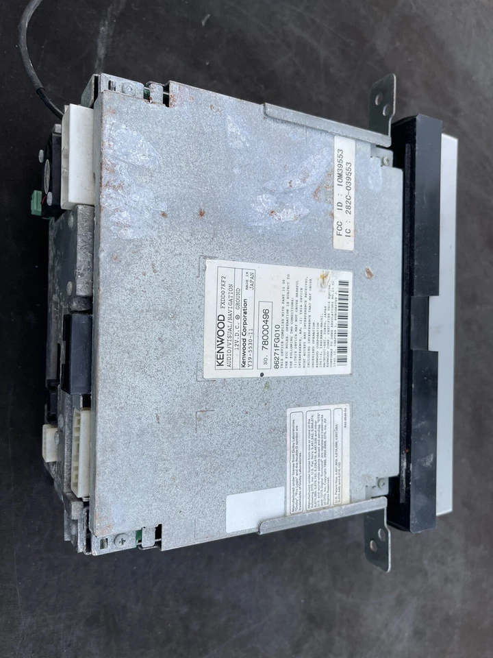 Unidad principal de radio Subaru WRX STI Kenwood 2008-2014 Foto 3 de 4