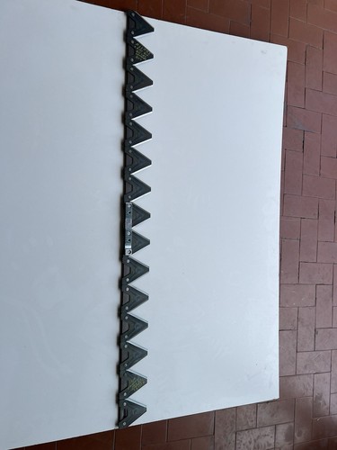 Lama Falciatrice BCS 15 Sezioni, Attacco tipo vecchio. Ricambio Non originale. - Foto 2 di 3