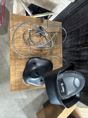 Zebra DS22 Laser Barcode Scanner DS2208 W/ USB cable & Stand   TESTED