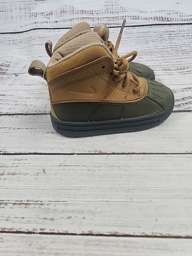 Nike Boys Woodside High ACG 524874-301 Tan/Olive Green Laced Duck Boots Size 7C
