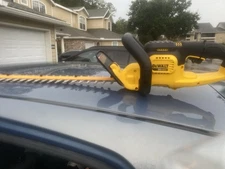 DEWALT DCHT820BR 20V Max Cordless 20 Volt Hedge Trimmer