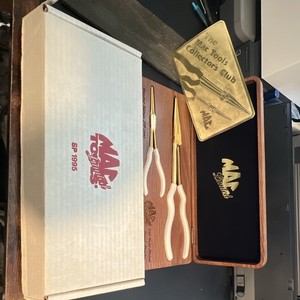Mac Tools. SP 1995. 24K Gold-Plated Limited edition. 2 Piece Pliers Set.