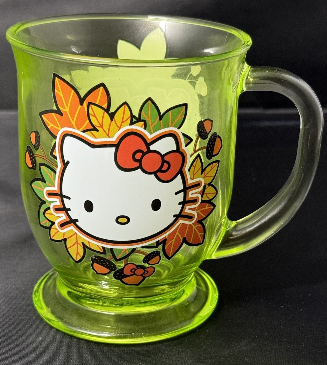 Hello Kitty Autumn