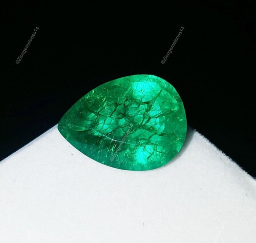 8.06 CT Naturel Brésilien Émeraude Desseré Gemme Certifié Coussin Forme