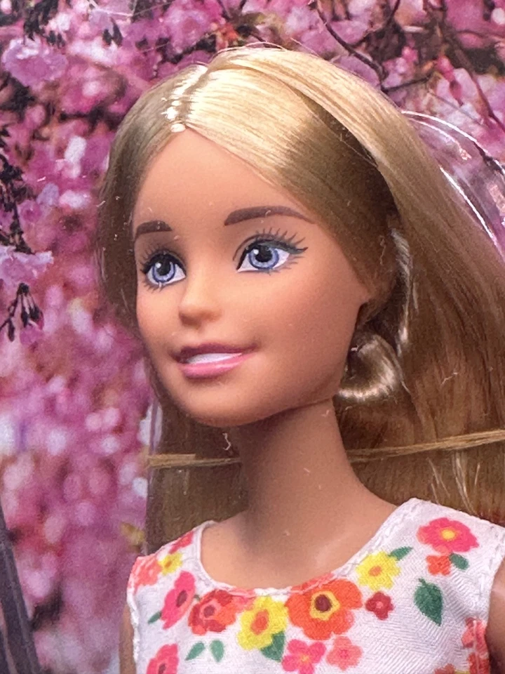 2016 Mattel Barbie Etiqueta Negra “#TheBarbieLook Barbie” Vestido Floral #DVP55 *SIN USAR, EN CAJA ORIGINAL Foto 4 de 4