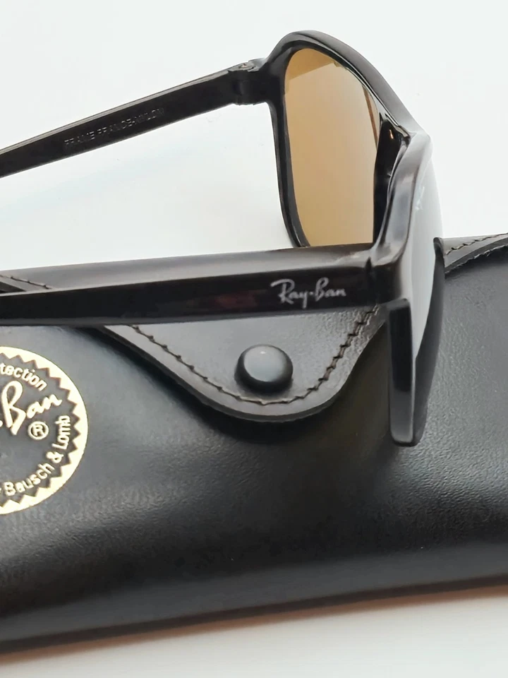 VINTAGE B&L RAY BAN France Brown SKI SUNGLASSES w/ Original Case - Image 4 of 4