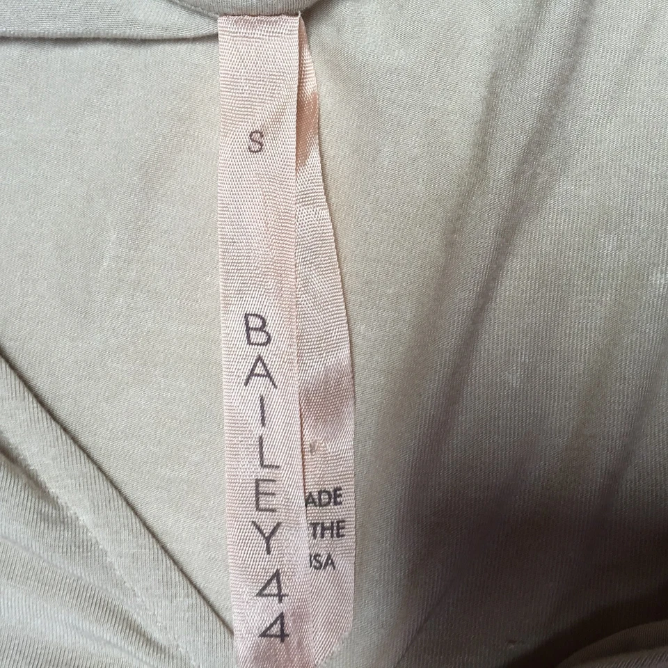 Bailey 44 女式小号象牙色 V 领宽松长衫上衣衬衫网眼装饰黑色 — 第 3/4 张图片