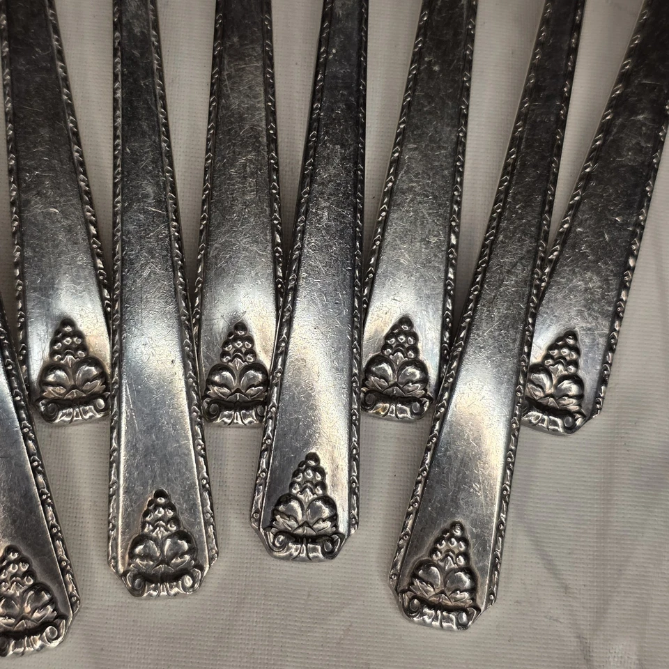 Lote de 78 cucharas cubiertos vintage 1945 Oneida Prestige Bordeaux plata Foto 4 de 4