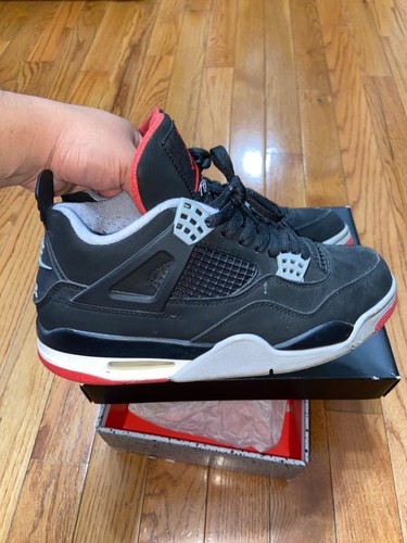 Air Jordan 4 “ Bred “