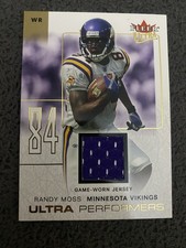 2004 Ultra Football Ultra Performers Gold Randy Moss Game Used Serial #14/88