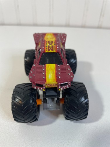 CIRCA 2016 Spin Master Monster Jam MAX-D Truck 1:64 - Picture 5 of 9