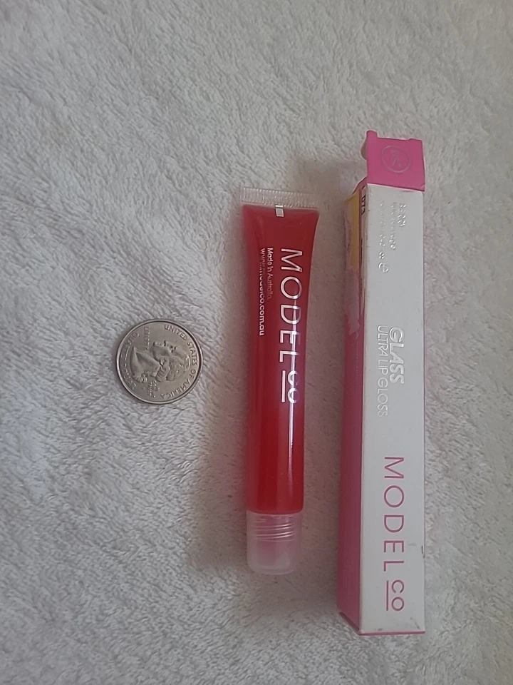 Model Co. Glass Ultra Lip Gloss Berry New Discontinued Rare With Box - Image 2 of 4