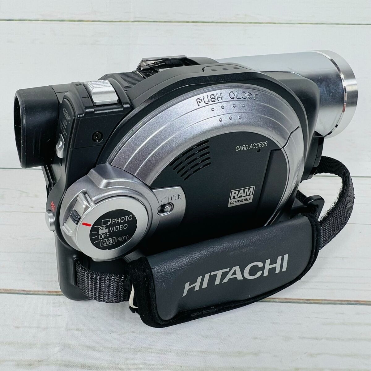 Hitachi Camcorder DZ-MV580A DVD CAM Camera | eBay Hitachi Camcorder DZ-MV580A DVD CAM Camera | eBay