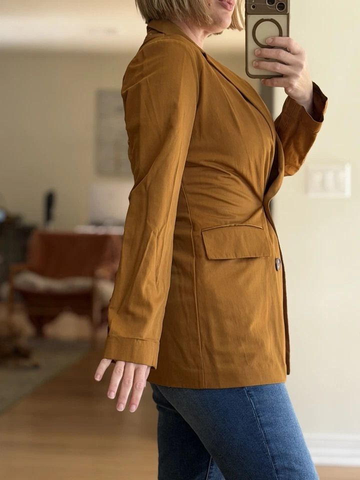 Blazer para mujer Elizabeth & James oro amarillo mostaza doble botonadura talla pequeña Foto 4 de 4