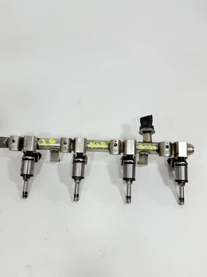 ✅ Riel de inyectores de combustible Hyundai Accent 1,6 L 2012-2017 35350-2B110 OEM Foto 2 de 4