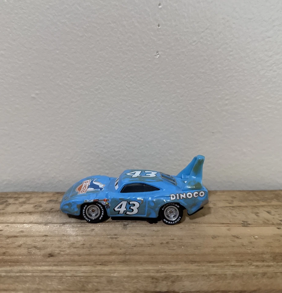 Coches Mattel Disney Pixar Rey Dañado Foto 4 de 4