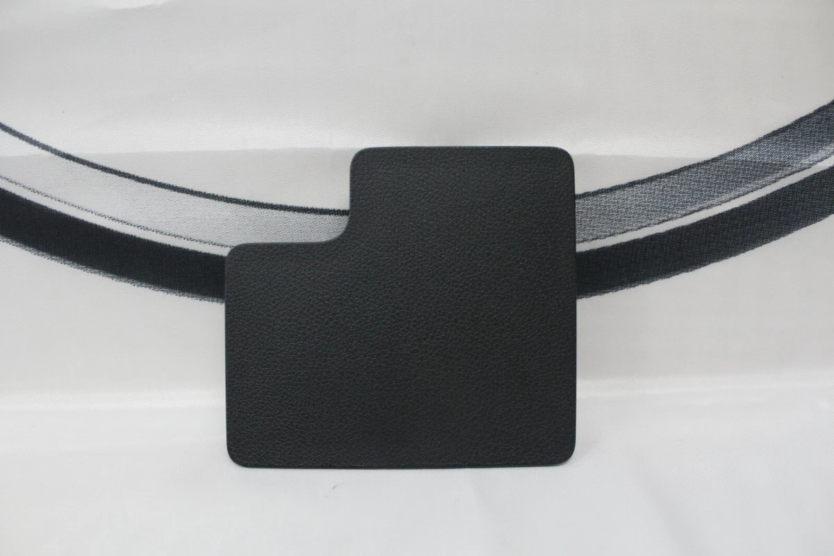 NEW Genuine Mercedes-Benz W205 C-Class LH Front Footwell Flap  
