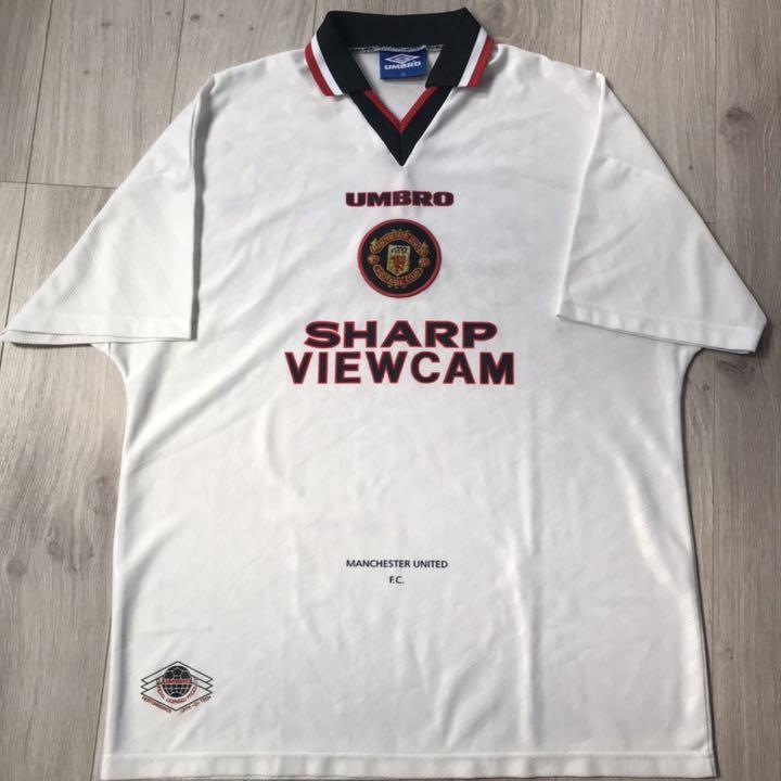 Vintage Manchester United Umbro Soccer Jersey 96/97 Away Vintage Manchester United Umbro Soccer Jersey 96/97 Away
