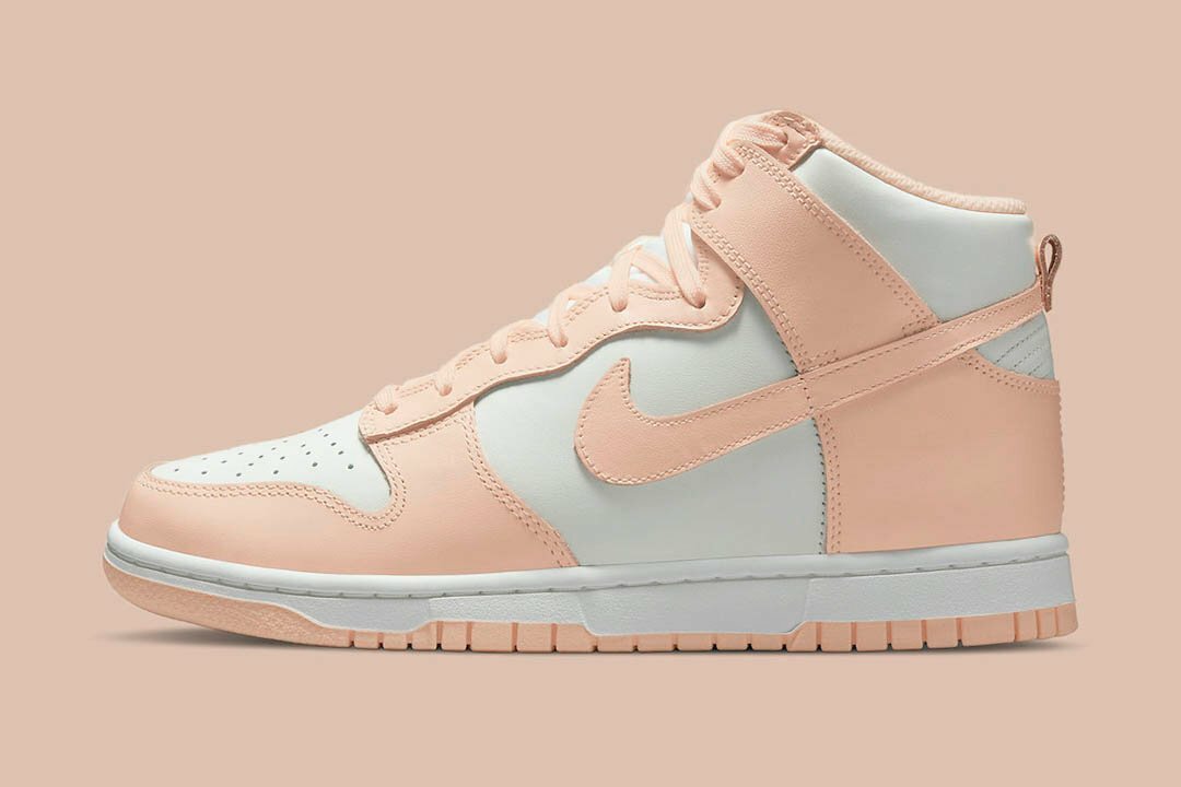 NIKE DUNK HIGH ,,Crimson Tint'' SIZE UK 5.5 EUR 39 (DD1869 104)