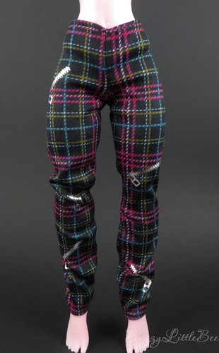 Rallee Radmore Plaid Pants Wild Hearts Crew