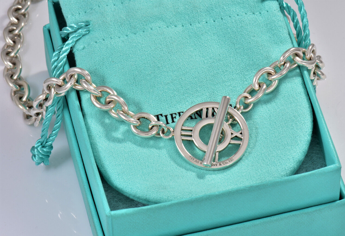 アクセサリー Tiffany & Co. Atlas Roman Numeral Charm Tiffany & Co Silver Atlas Roman Numeral Toggle Chain 18