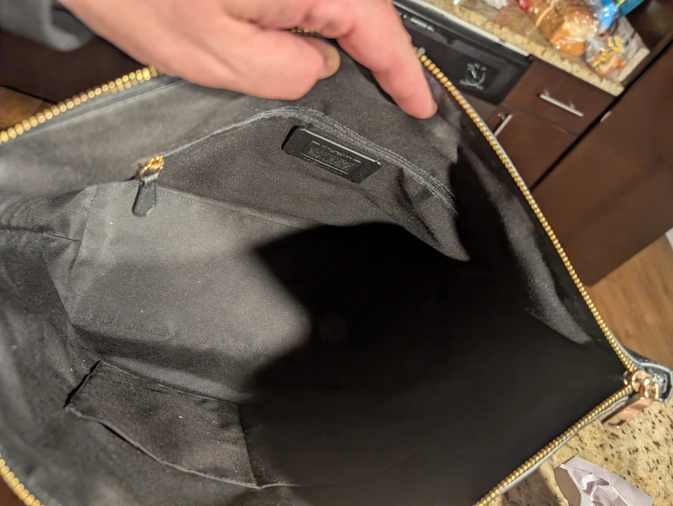 NWOT Coach Black Pebbled Leather Gallery Tote - Image 4 of 4