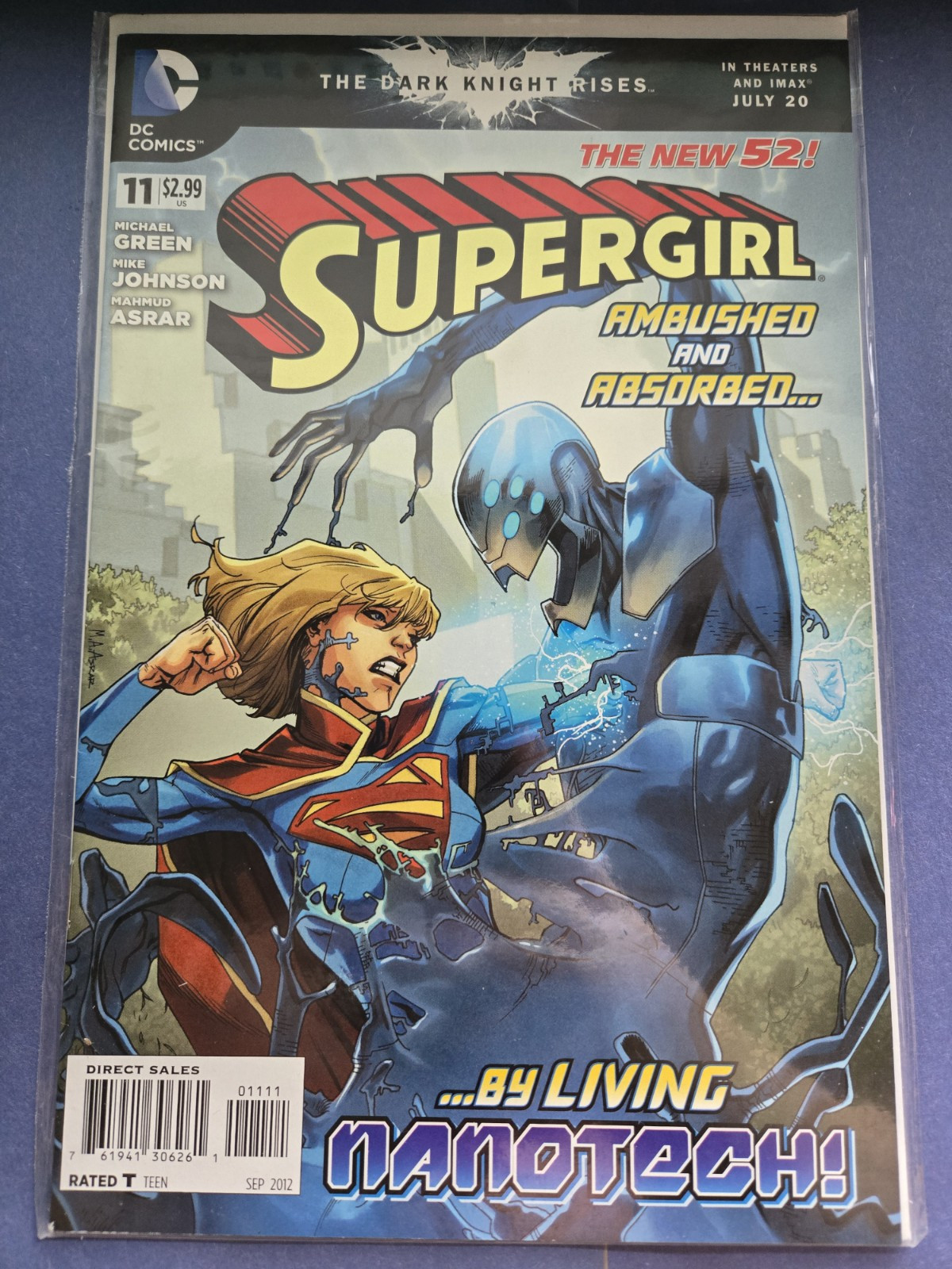 DC COMICS - SUPERGIRL - VOLUME 6  - # 11 - SEPT 2012 - MODERN AGE