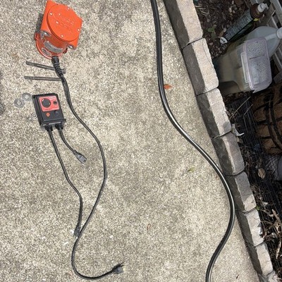 Industrial Vibration Motor 115W 9000 RPM Only Used Once