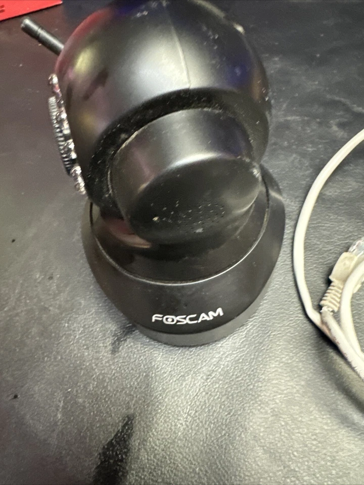 Câmera IP sem fio Foscam HD 31p V2 - HD plug & play - Usado - Imagem 2 de 4