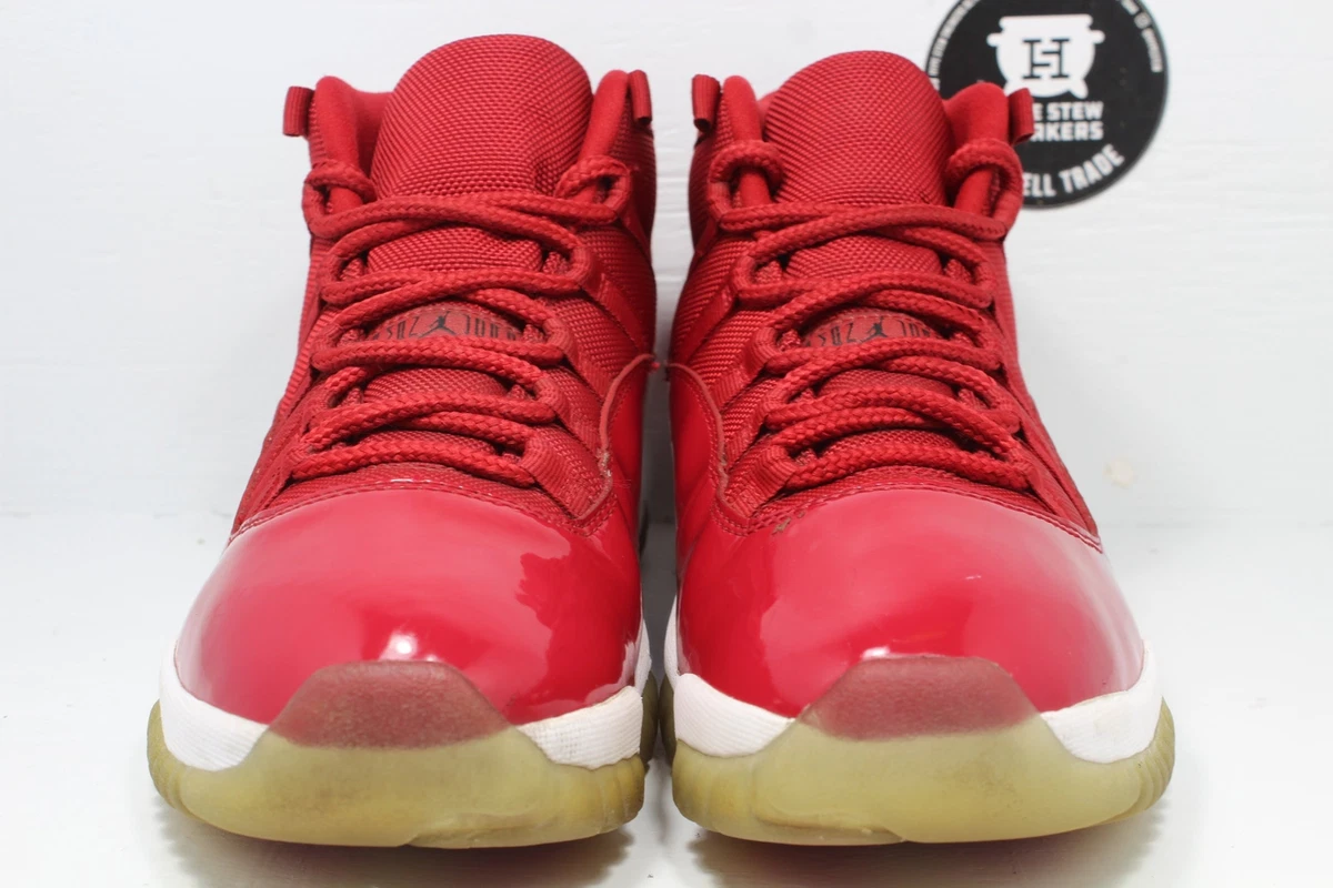 Nike Air Jordan 11 Win Like 96 Size 9