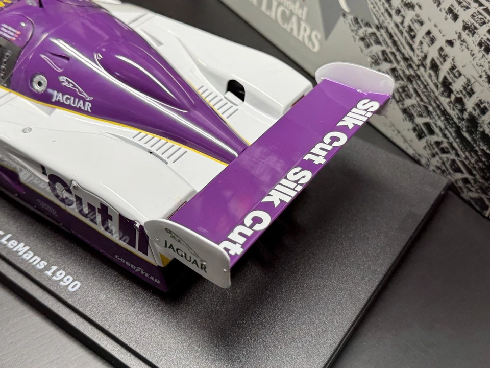 Jaguar XJR-12 V12 Silk Cut Winner 24h LeMans 1990 Diecast 1:18 Scale CMR - Image 4 of 4