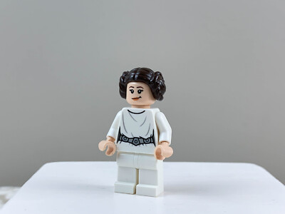 レゴ スターウォーズ 女公爵 LEGO UCS Star Wars Princess LEIA Minifigure SW0779 - From