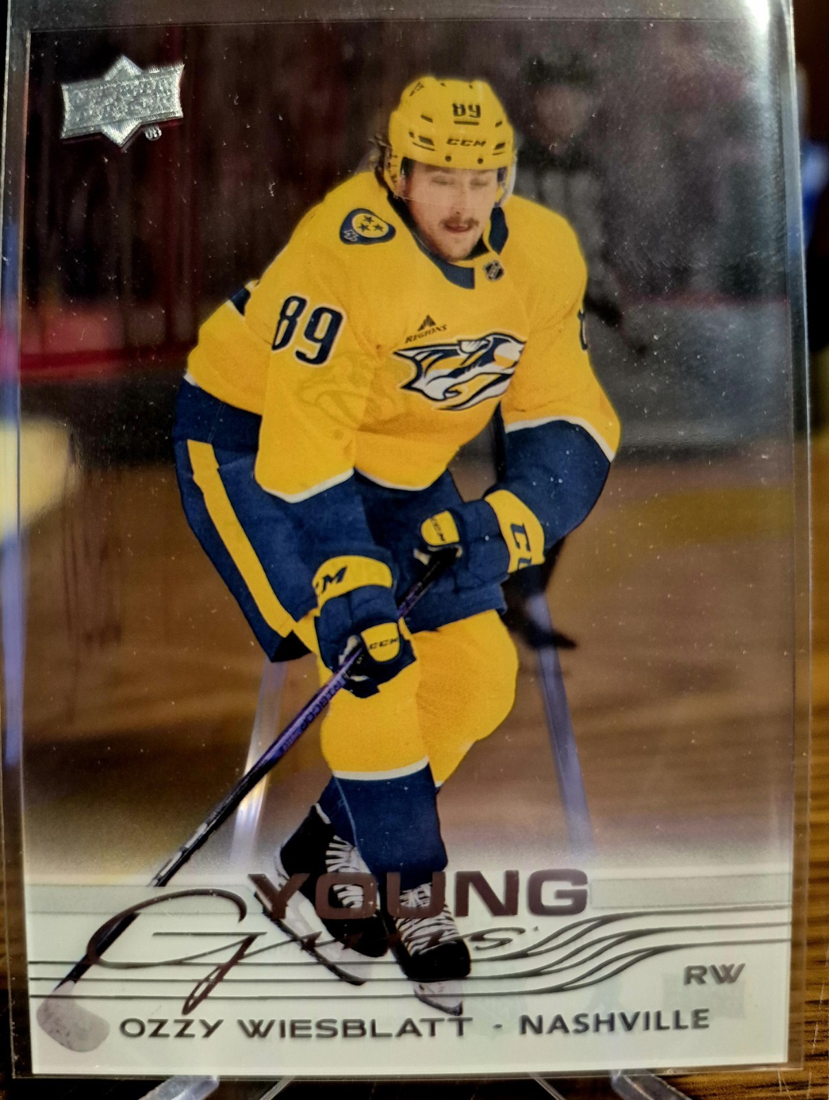 2025-26 UPPER DECK SERIES 1 CLEAR CUT YOUNG GUNS OZZY WIESBLATT #212