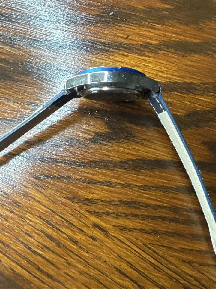 RELOJ POLO CLÁSICO SUPER RARO VINTAGE TOMMY HILFIGER Rojo Blanco Azul Foto 4 de 4