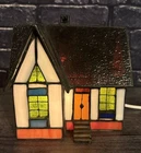 VINTAGE TIFFANY STYLE STAINED GLASS HOUSE LIGHTED LAMP NIGHT LIGHT 5 5/8" TALL