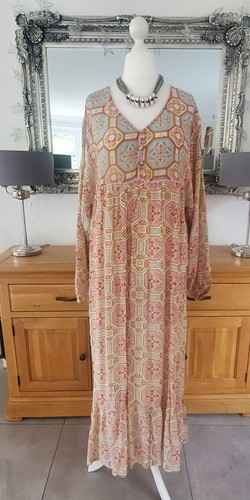 One Hundred Stars Long Maxi Geometric Patterned Dress Size M/L 14- 20 BNWT - Picture 1 of 12