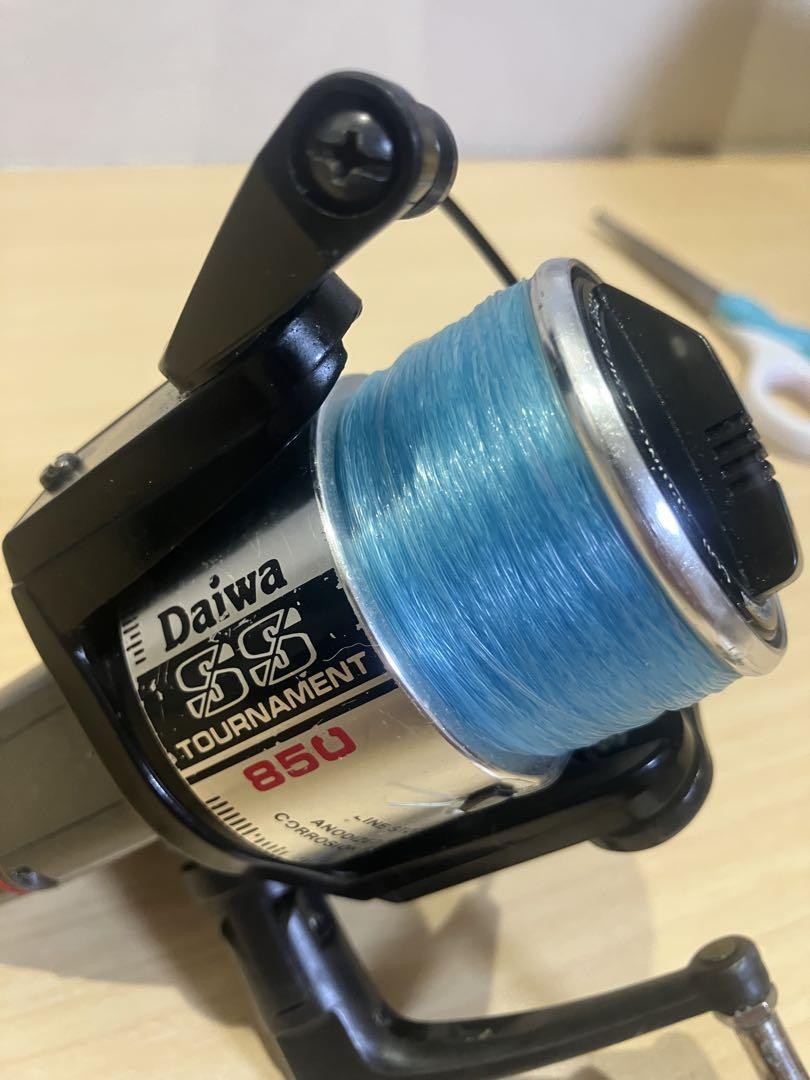 ダイワ トーナメントSS850LB ダイワ トーナメントZ 2500LBCD 替スプール付/Q576M スピニング