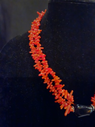 Two Strand Branch Coral & Onyx Center Stone Silver Beads & Clasp 20" Necklace . - Picture 3 of 7